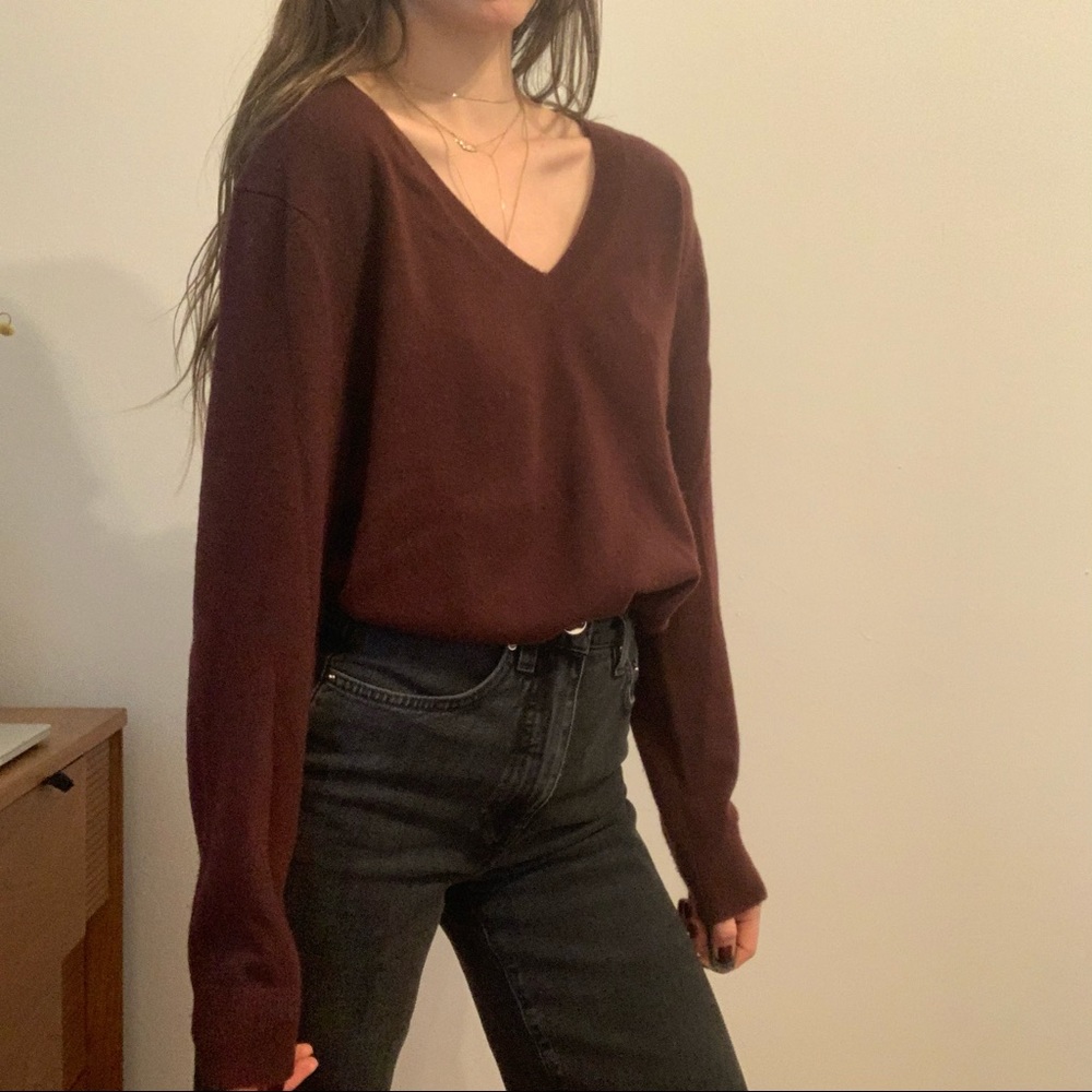 Vince Weekend V Neck Cashmere Sweater